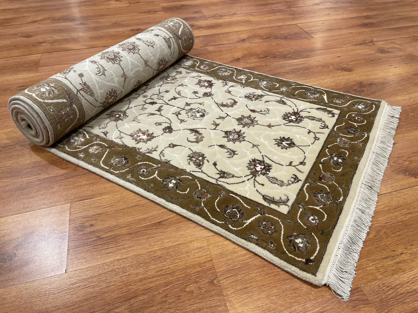 Siraze Silk-Blend Usak Handwoven Runner Rug – 055165 by Camel Carpet