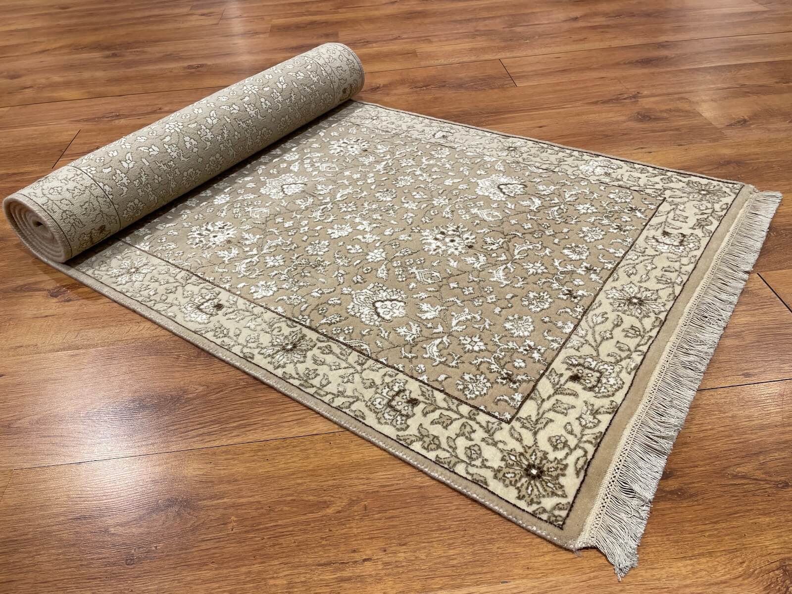 Siraze Silk-Blend Usak Handwoven Runner Rug – 057166 by Camel Carpet