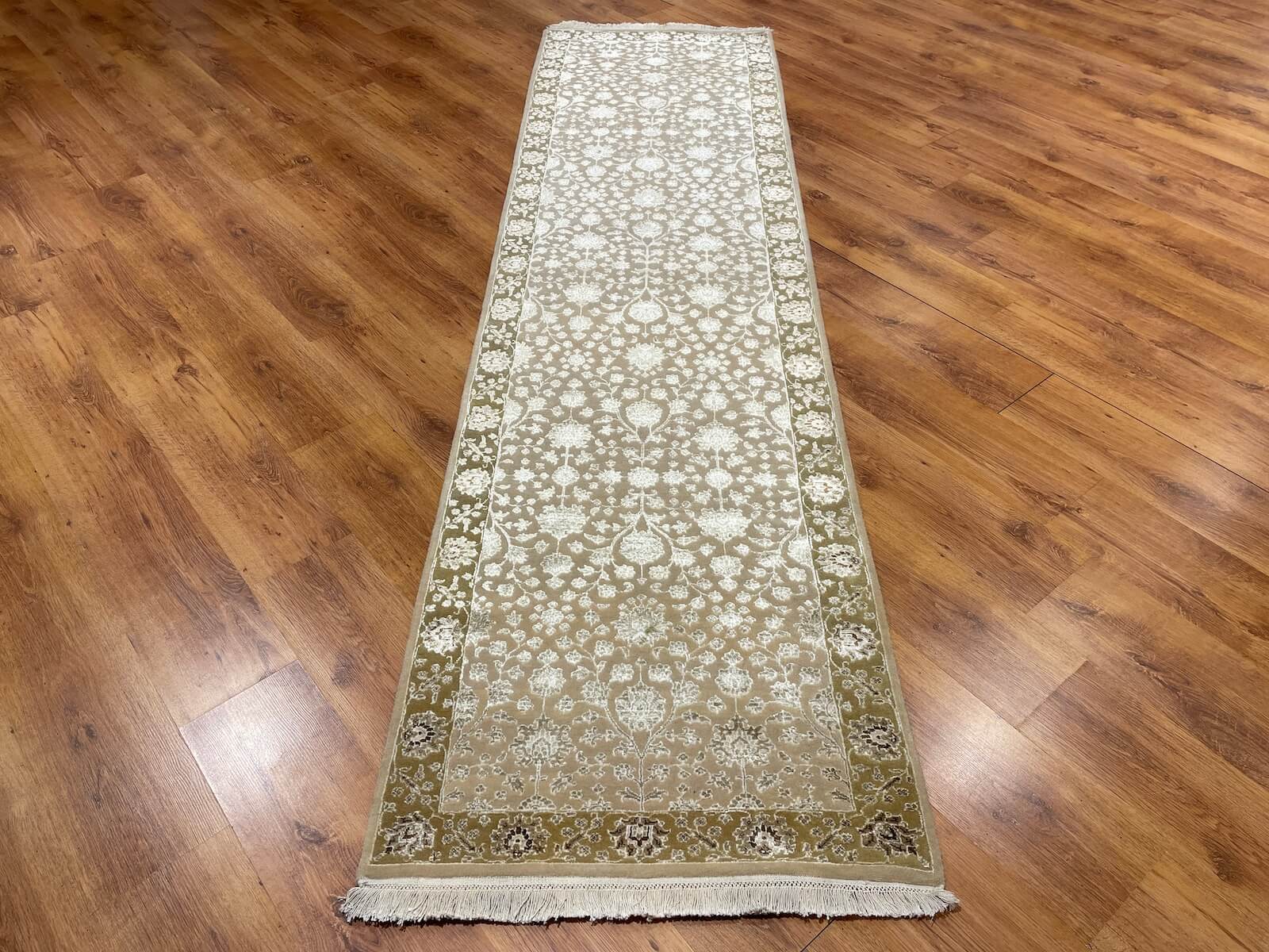 Siraze Silk-Blend Usak Handwoven Runner Rug – 064000 by Camel Carpet