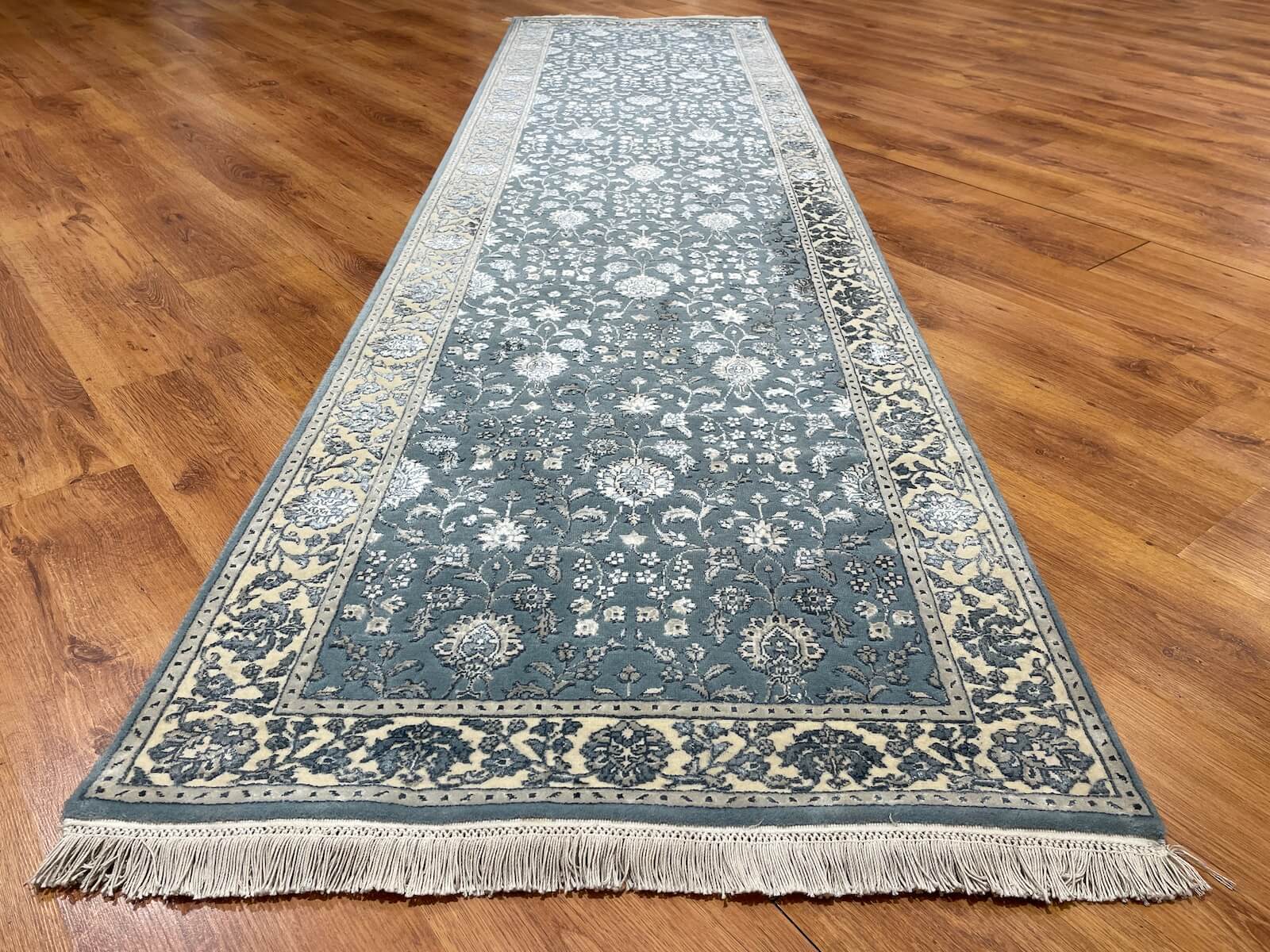 Siraze Silk-Blend Usak Handwoven Runner Rug – 82X297 by Camel Carpet