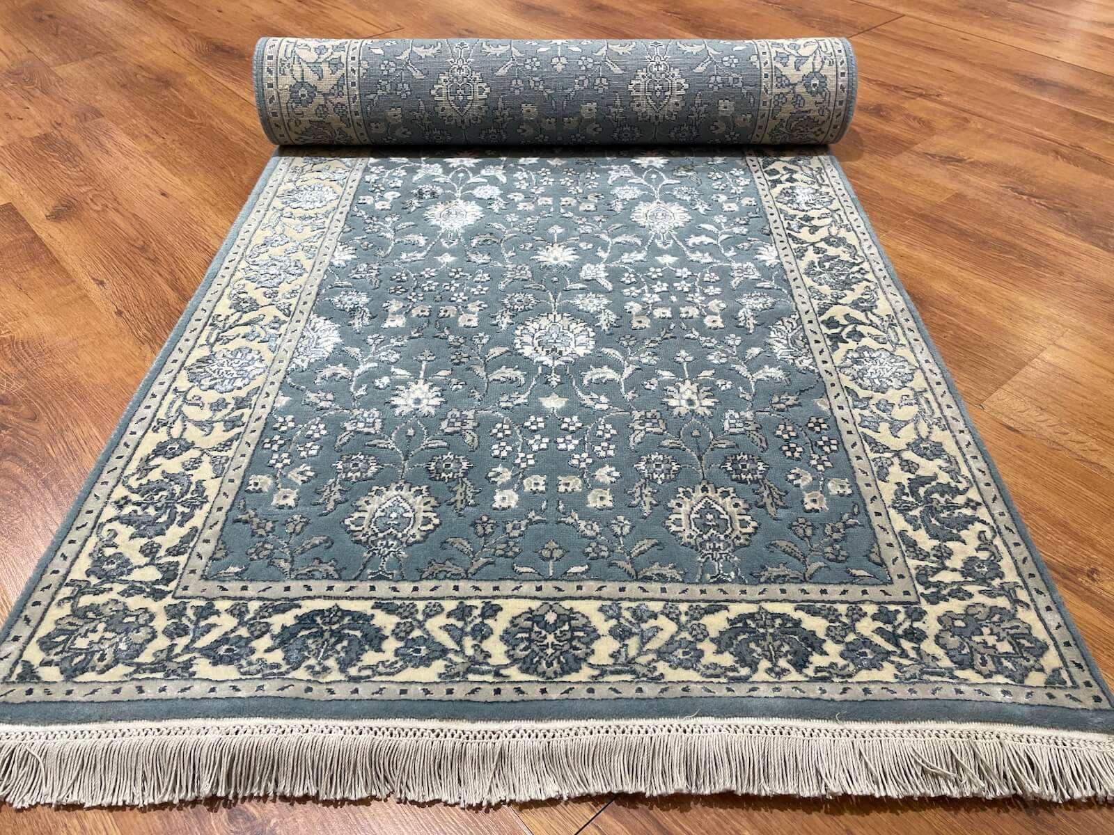 Siraze Silk-Blend Usak Handwoven Runner Rug – 82X297 by Camel Carpet