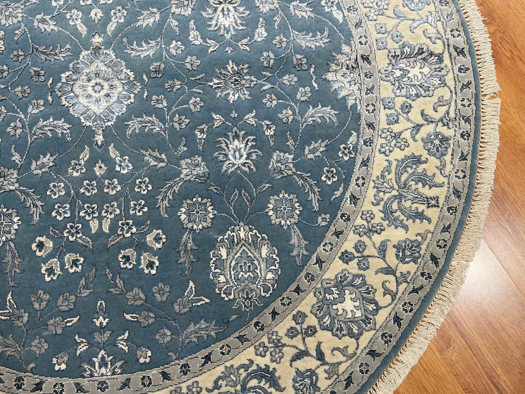 Siraze Silk-Blend Usak Handwoven Round Rug – 154X154 by Camel Carpet