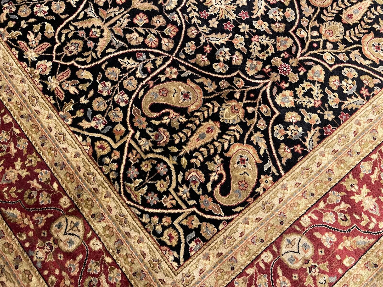 Siraze Usak Handwoven Rug – 187X272 by Camel Carpet