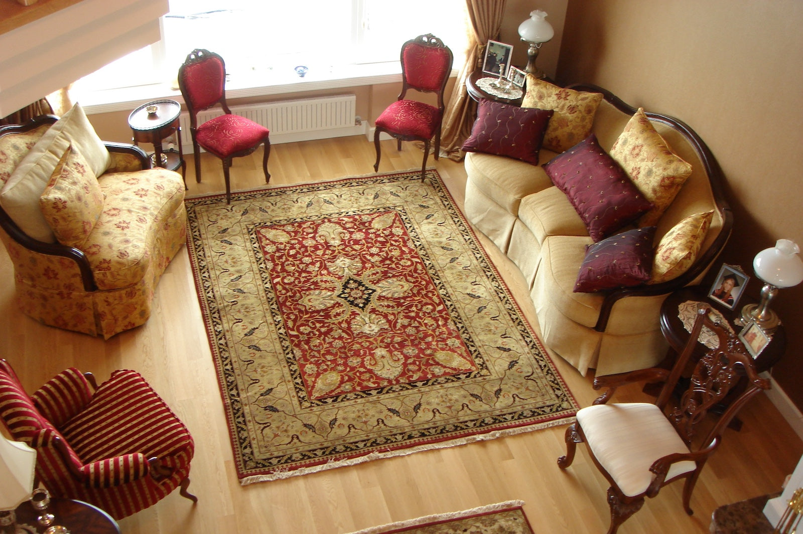 Siraze Usak Handwoven Rug – 162X227 by Camel Carpet