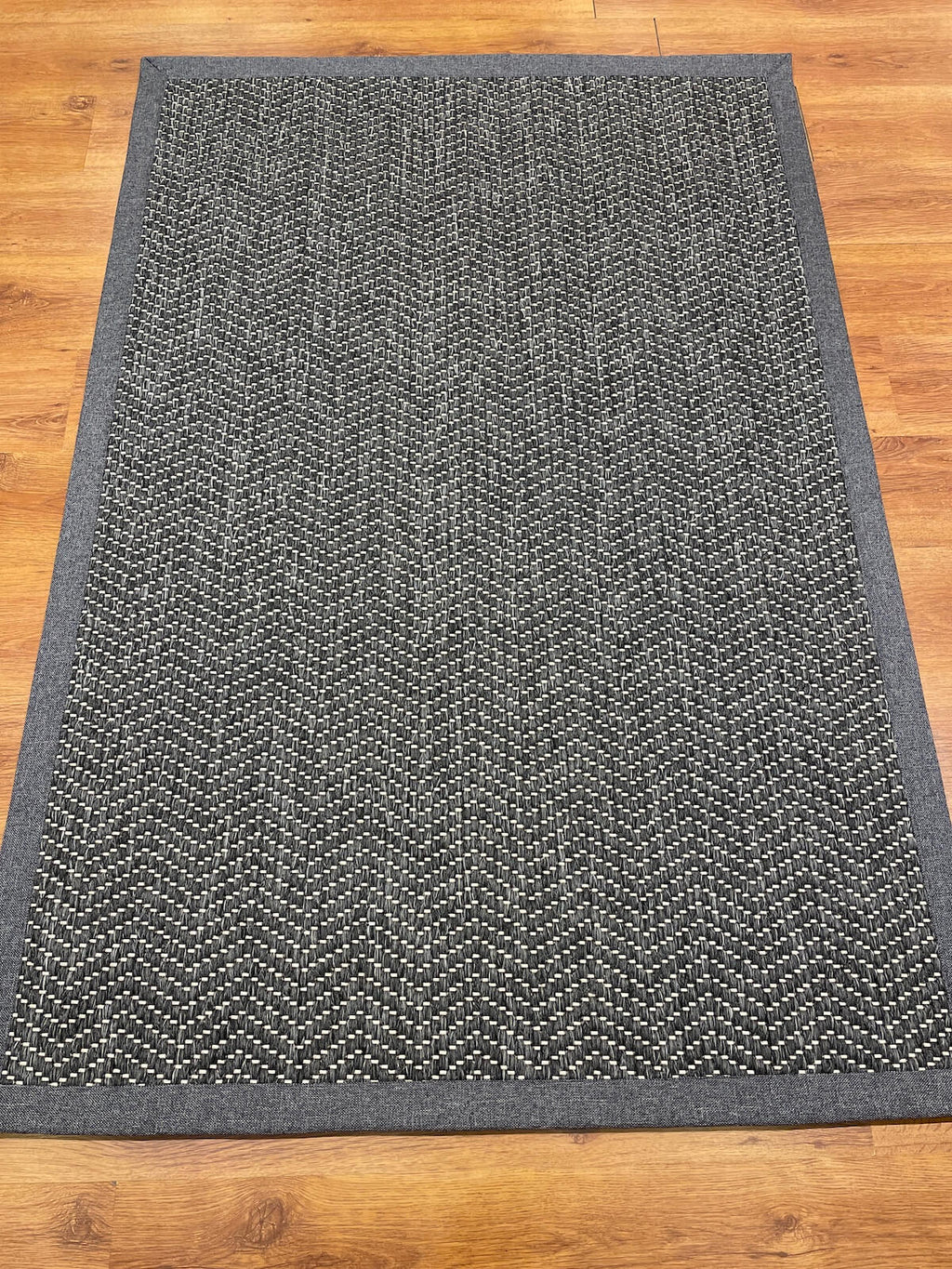 SiShawl Pattern Rug Antrasit 991 by Camel Carpet