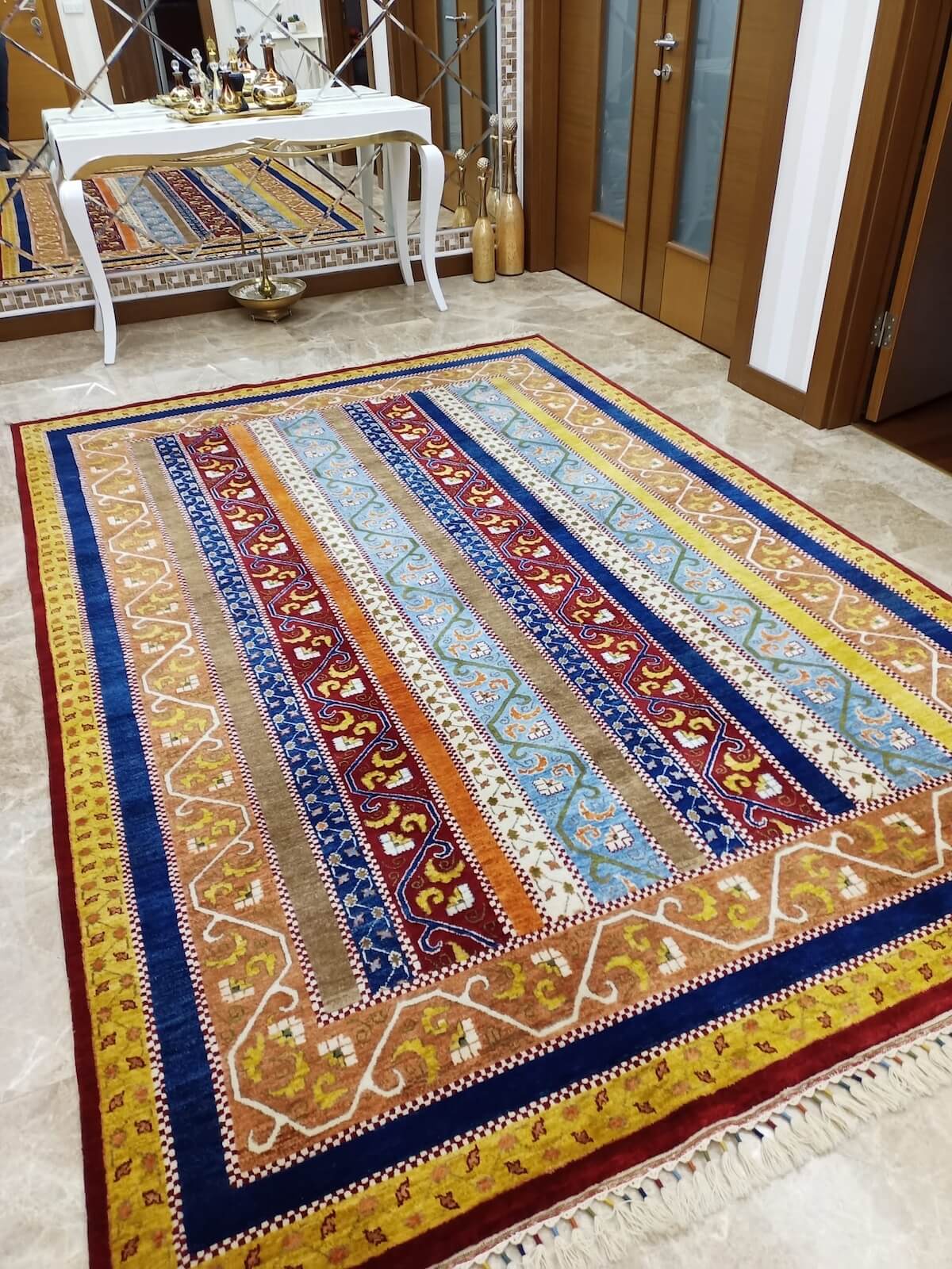 Sivas Shawl Pattern Handwoven Rug – 203X299 by Camel Carpet