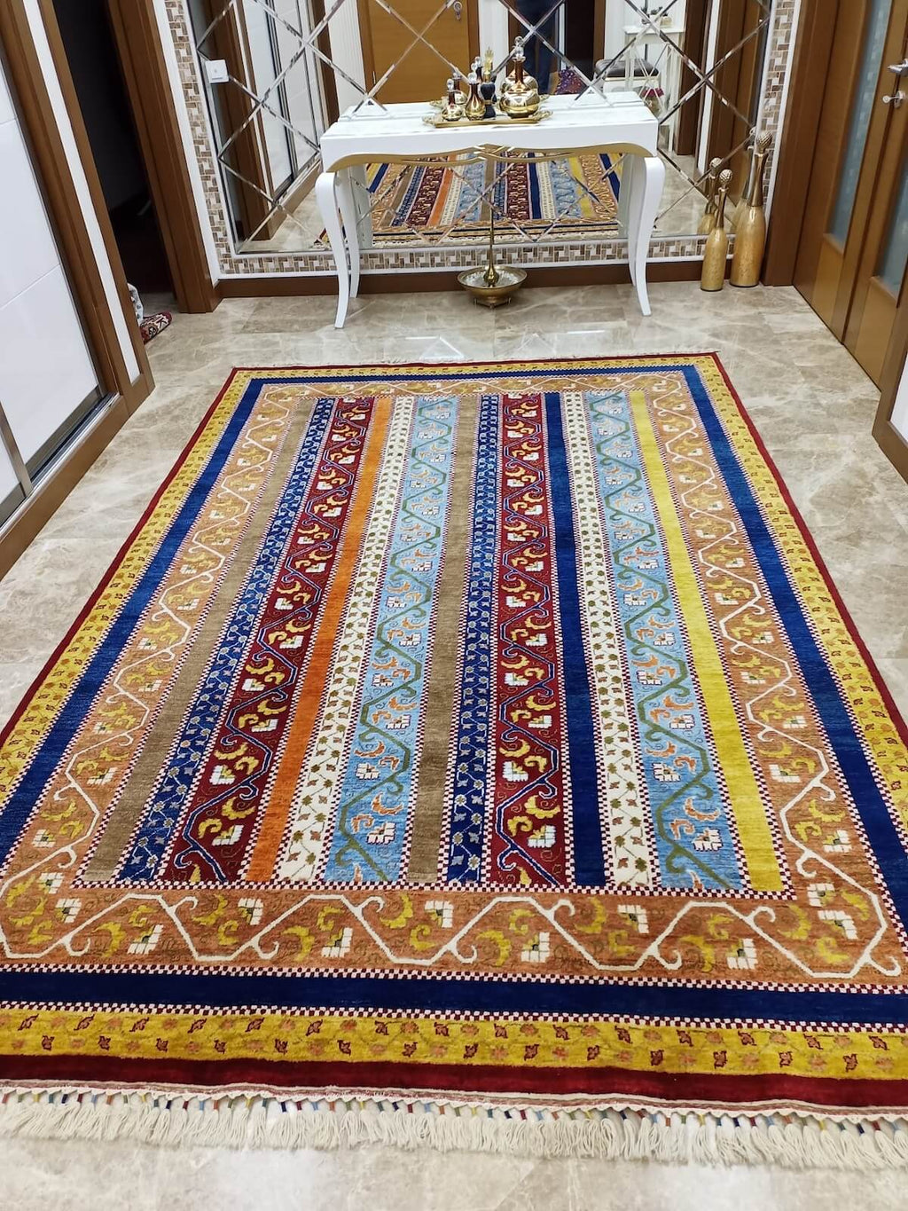 Sivas Shawl Pattern Handwoven Rug – 203X299 by Camel Carpet