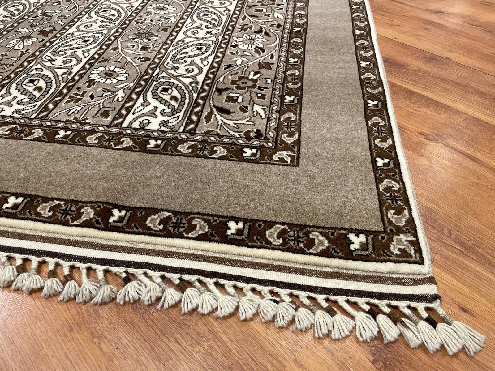 Sivas Shawl Pattern Handwoven Rug – 050439 by Camel Carpet