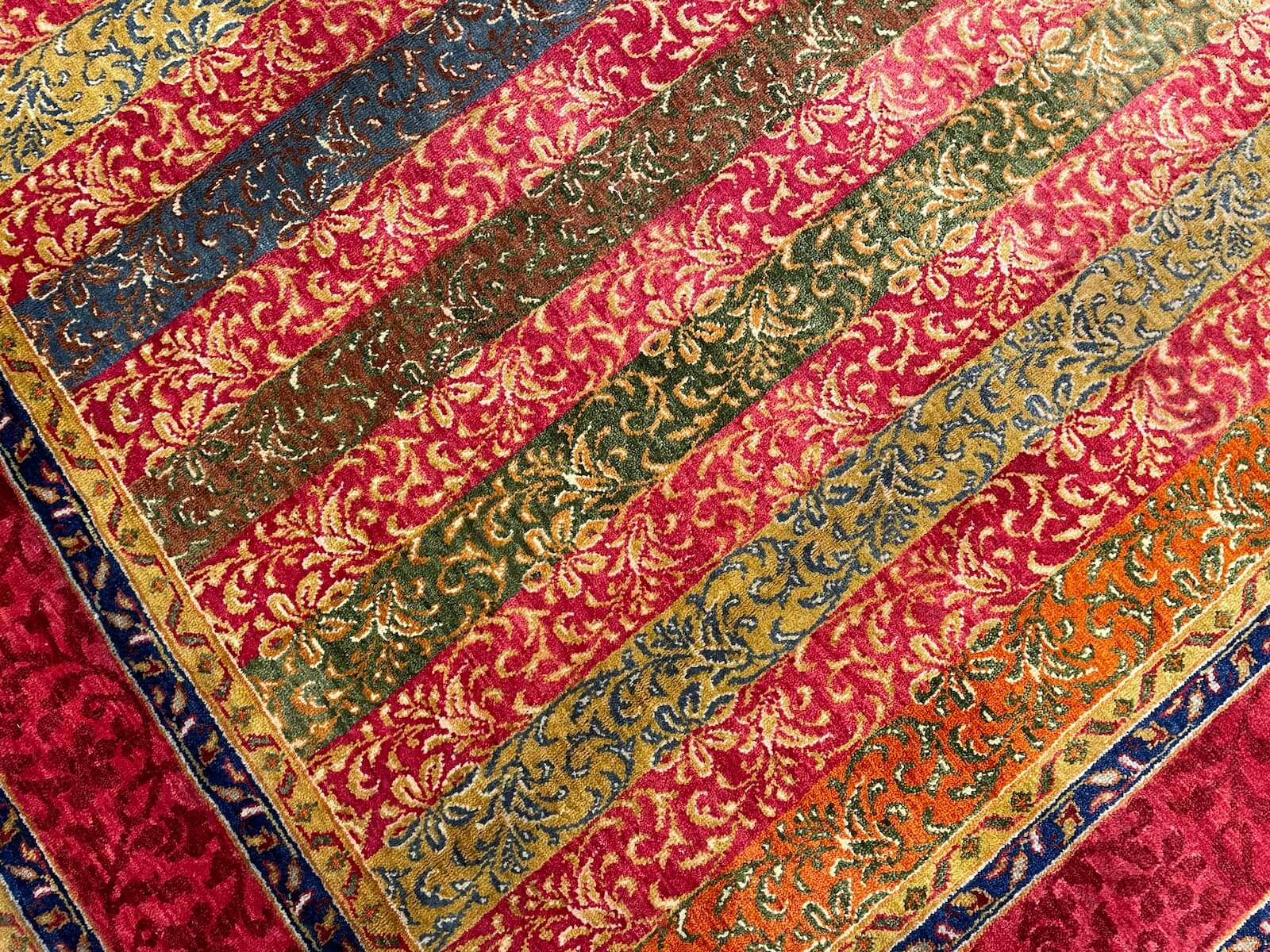 Sivas Shawl Pattern Handwoven Rug – 051331 by Camel Carpet