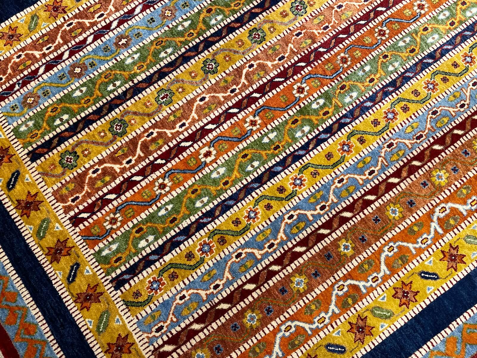 Sivas Shawl Pattern Handwoven Rug – 063484 by Camel Carpet