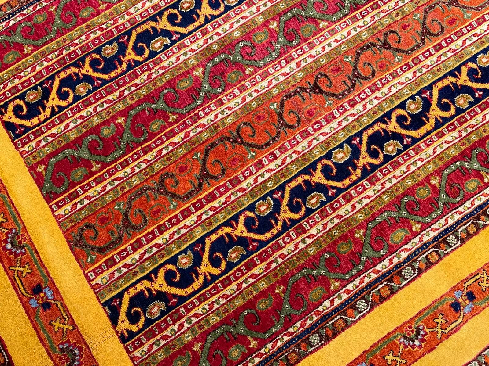 Sivas Shawl Pattern Handwoven Rug – 079610 by Camel Carpet