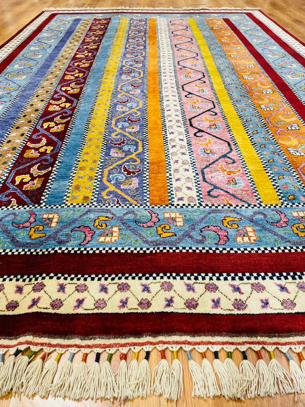 Sivas Shawl Pattern Handwoven Rug – 063455 by Camel Carpet