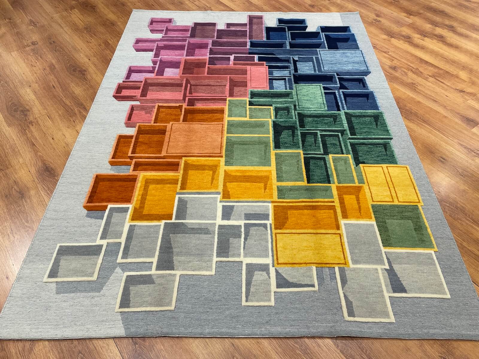 Sumak Handwoven Kilim – 080837 by Camel Carpet