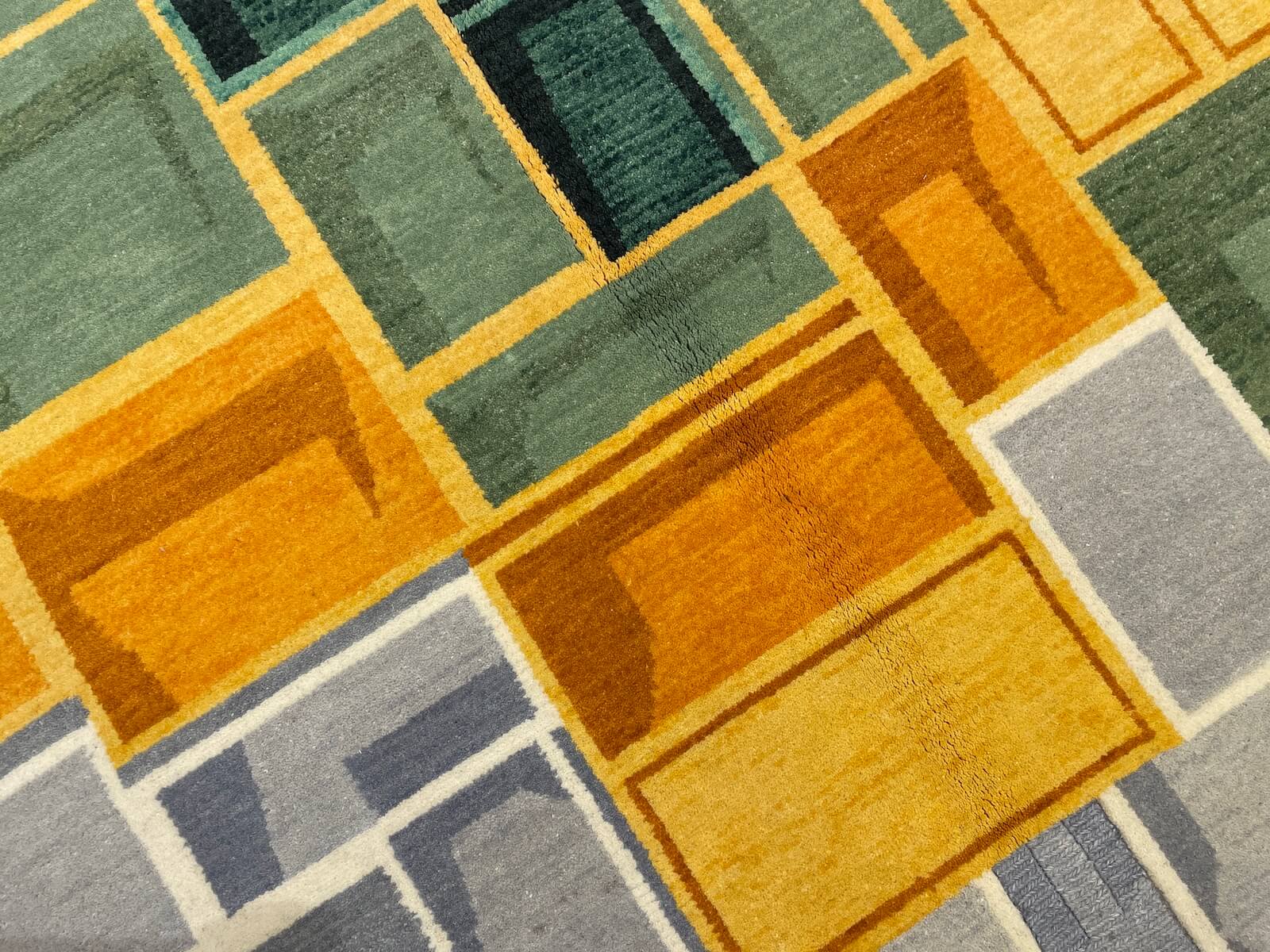 Sumak Handwoven Kilim – 080837 by Camel Carpet